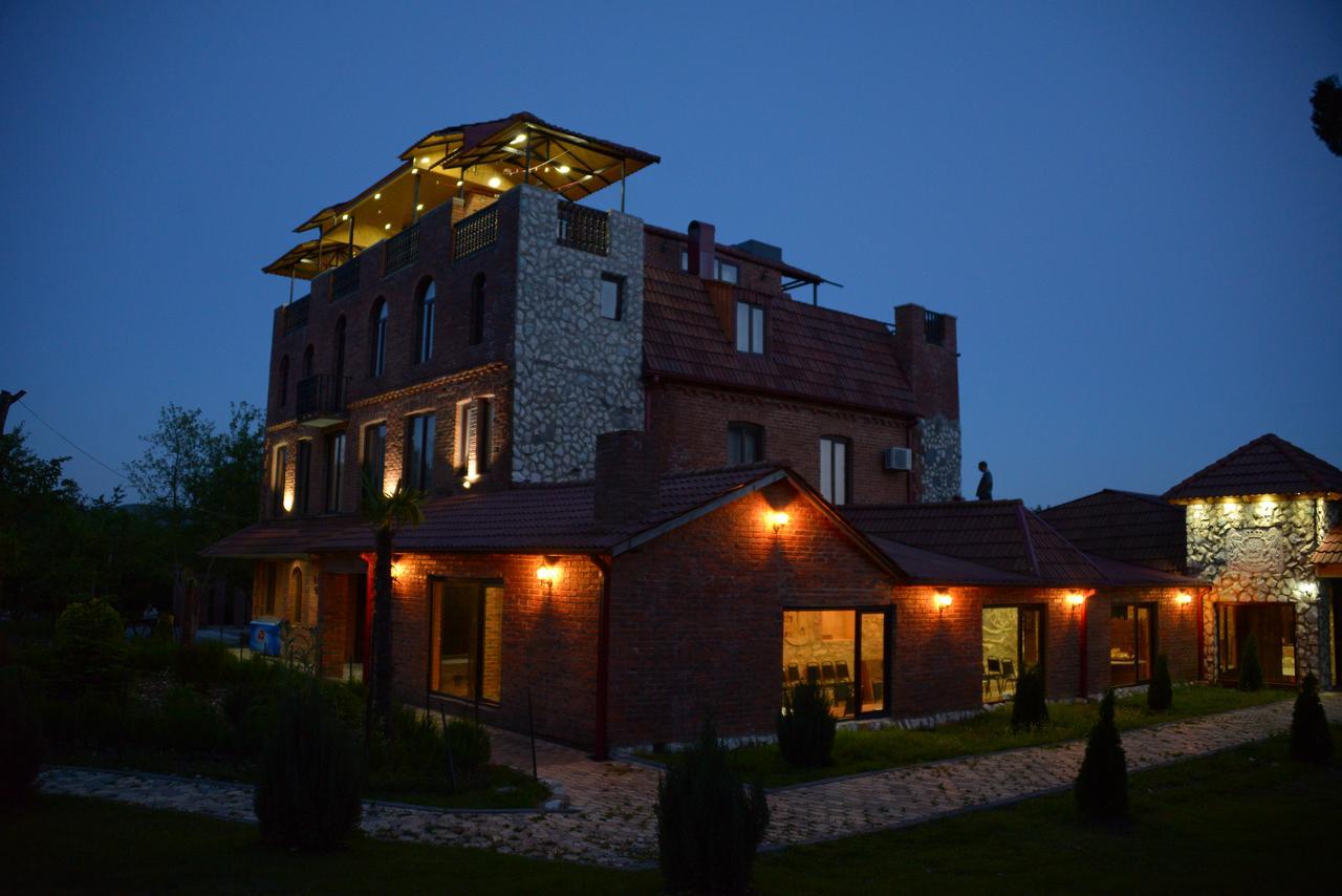Отель Chateau Gordi Экстерьер фото
